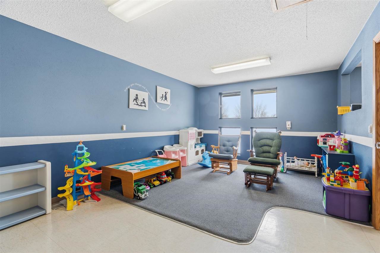 1700 NE Boyson Road Cedar Rapids IA 52402