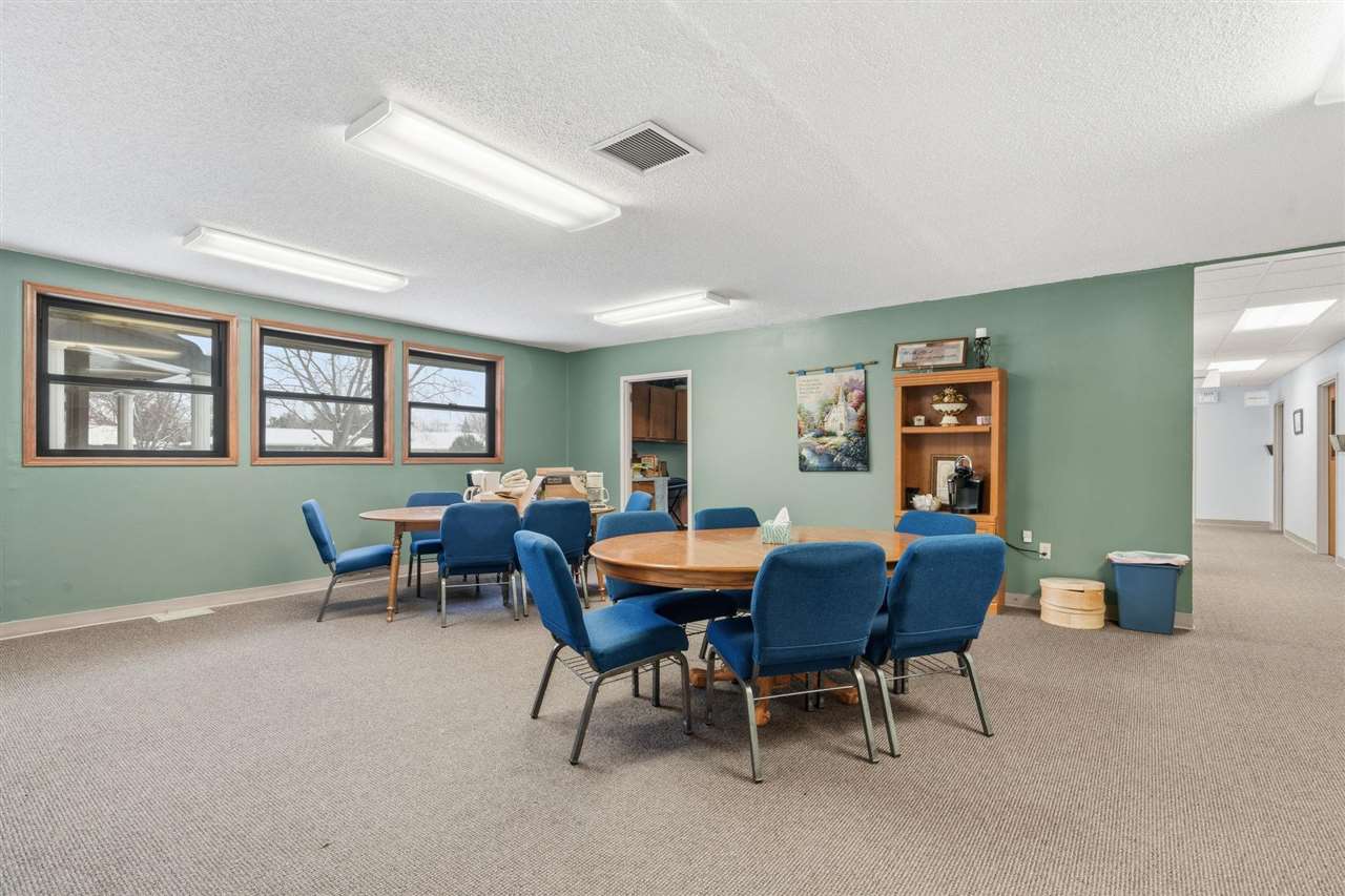 1700 NE Boyson Road Cedar Rapids IA 52402