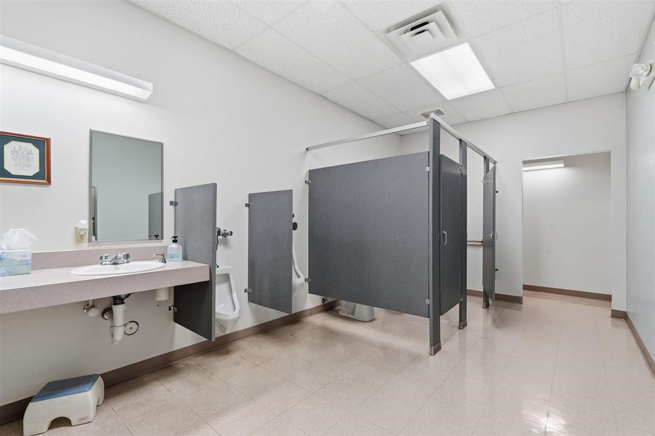 1700 NE Boyson Road Cedar Rapids IA 52402