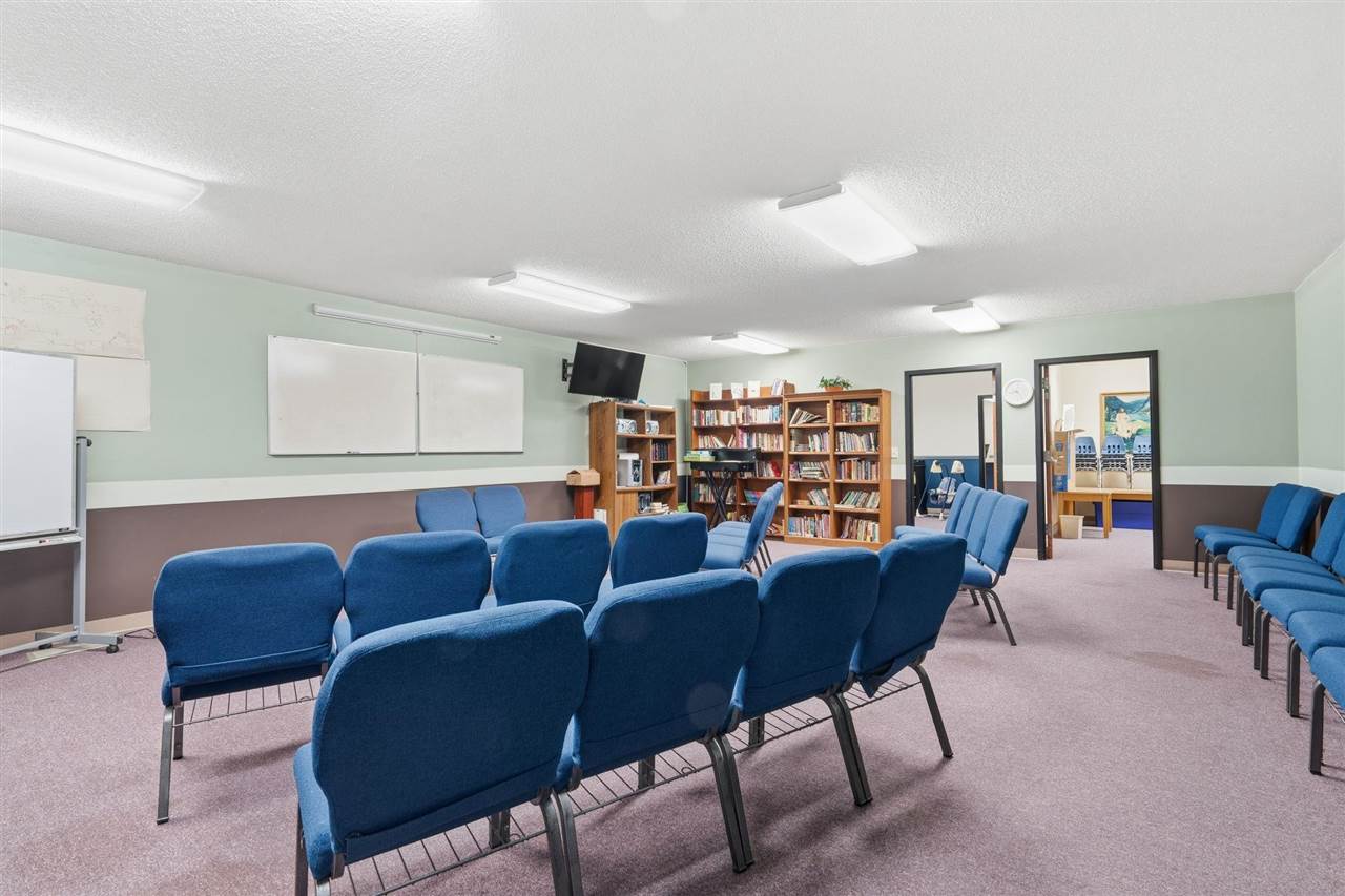 1700 NE Boyson Road Cedar Rapids IA 52402
