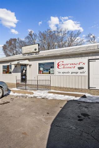 1054 W Madison Street Washington IA 52353