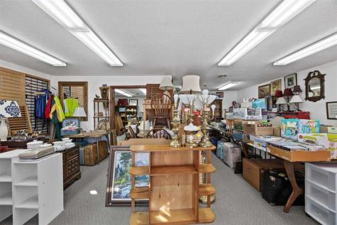 1054 W Madison Street Washington IA 52353