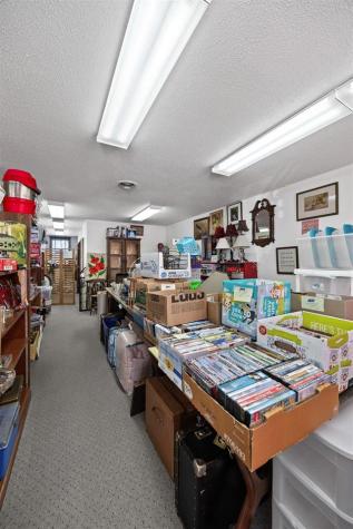 1054 W Madison Street Washington IA 52353