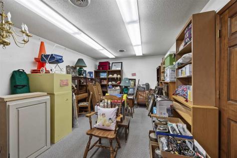 1054 W Madison Street Washington IA 52353
