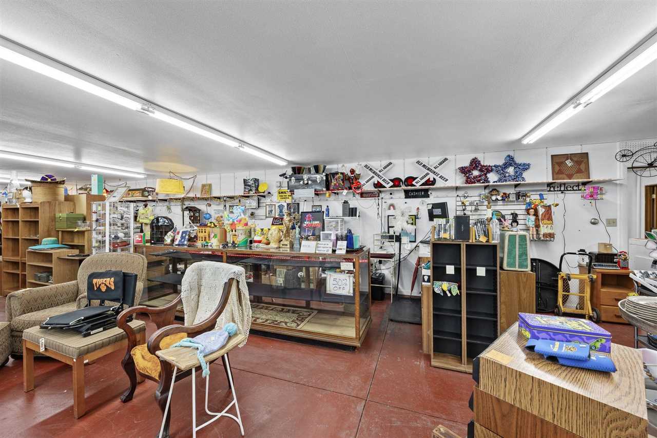 1054 W Madison Street Washington IA 52353