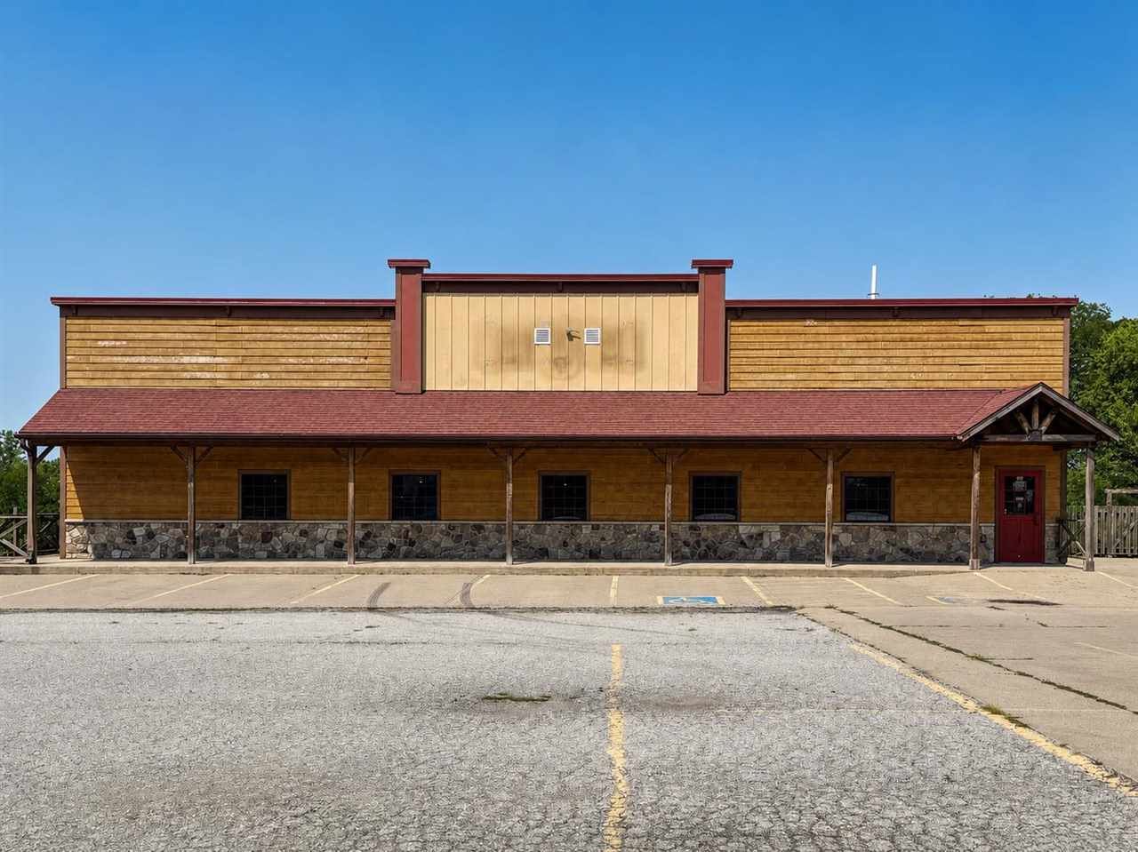416 W Jackson Street Sigourney IA 52591