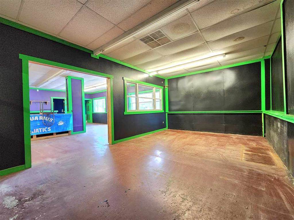 594 Eastern Avenue Marengo IA 52301