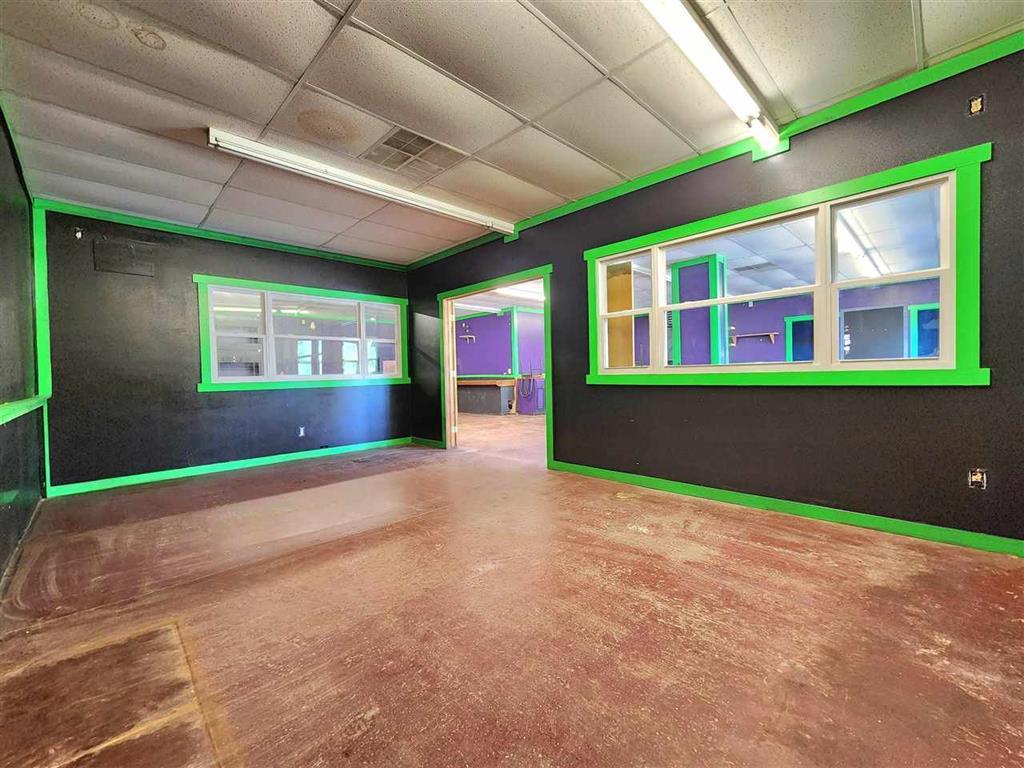 594 Eastern Avenue Marengo IA 52301