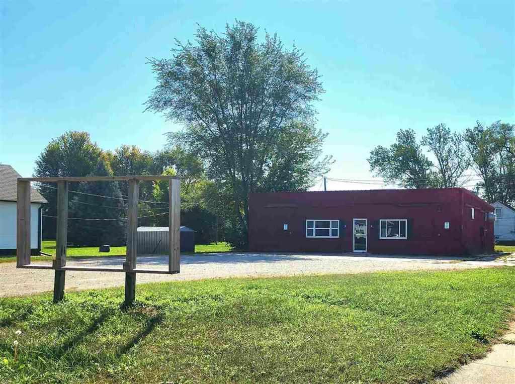 594 Eastern Avenue Marengo IA 52301