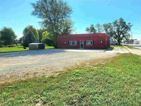 594 Eastern Avenue Marengo IA 52301