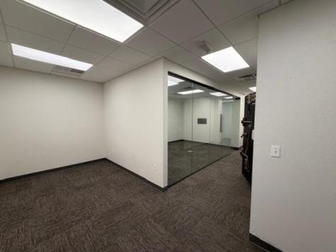 103 E College Street Iowa City IA 52240