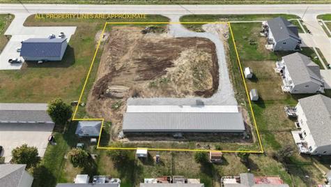 130 Oakcrest Hill Road SE Hills IA 52235