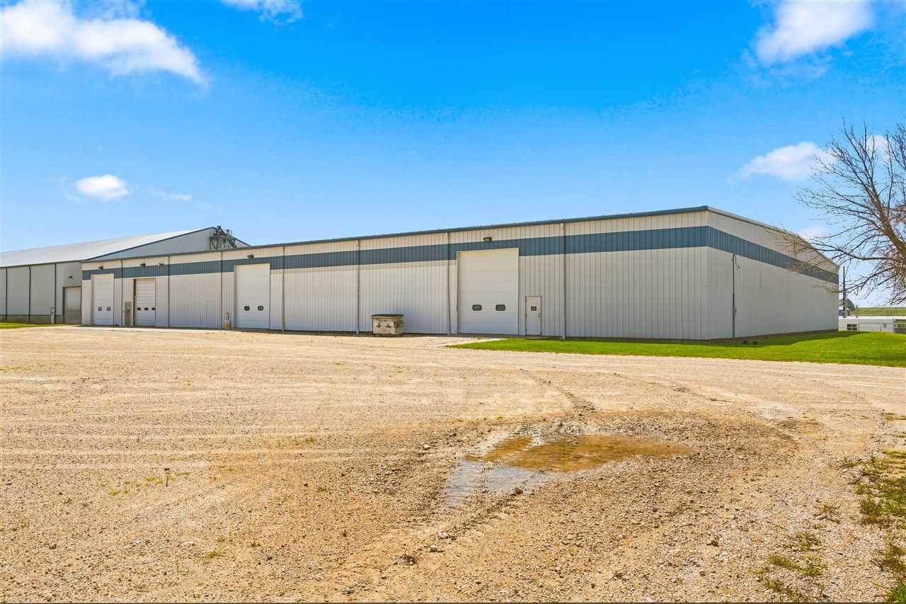 1004 Grant Street Manchester IA 52057