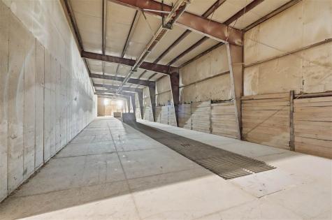 1004 Grant Street Manchester IA 52057