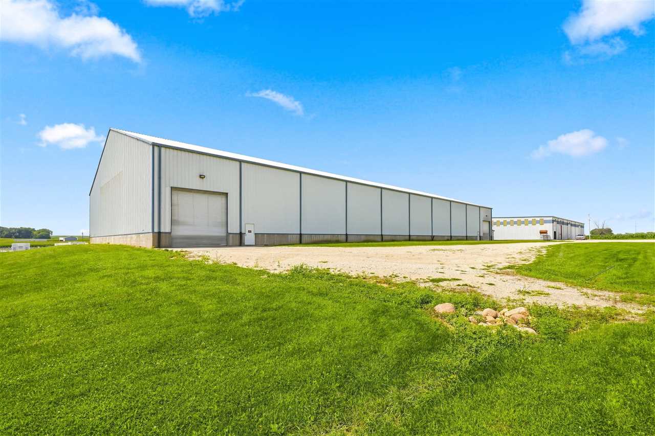 1004 Grant Street Manchester IA 52057