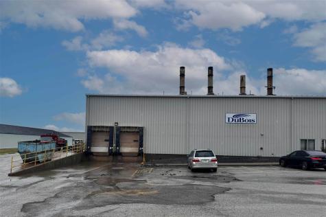 330 N 16th Avenue Eldridge IA 52748