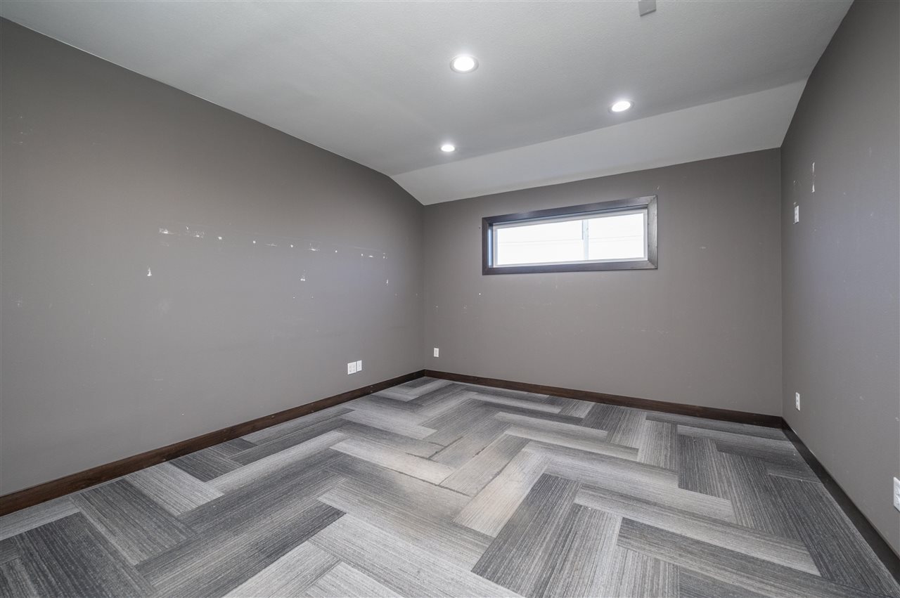 2601 120th Street NW Swisher IA 52338