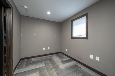 2601 120th Street NW Swisher IA 52338