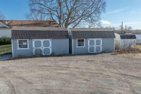 2601 120th Street NW Swisher IA 52338