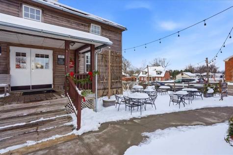 4402 220th Trail Amana IA 52203