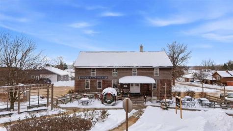 4402 220th Trail Amana IA 52203