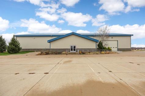 42 Spruce Street Tipton IA 52772