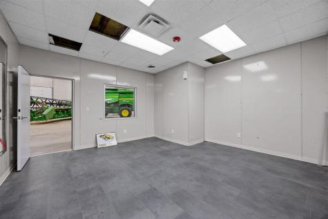 42 Spruce Street Tipton IA 52772