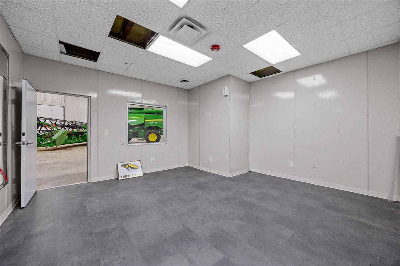 42 Spruce Street Tipton IA 52772