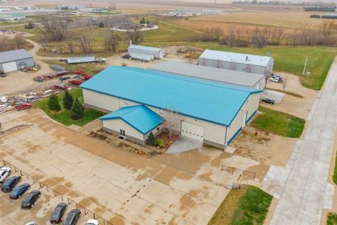 42 Spruce Street Tipton IA 52772