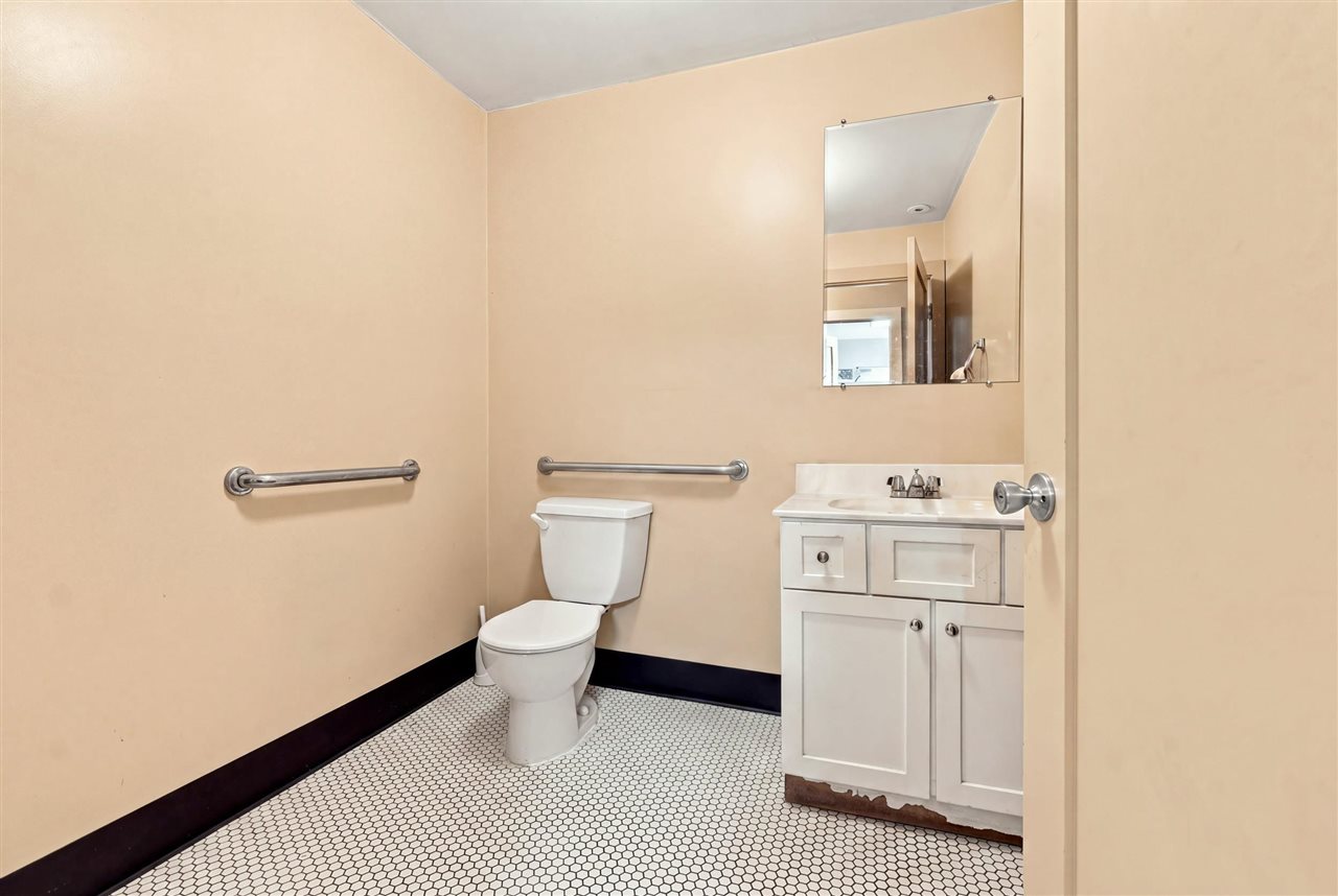101 Marion Avenue Washington IA 52353