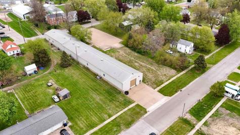 401 W 9th Street Tipton IA 52772
