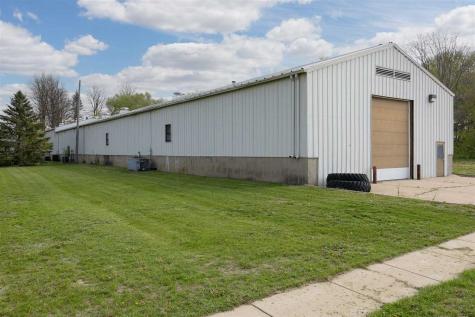 401 W 9th Street Tipton IA 52772