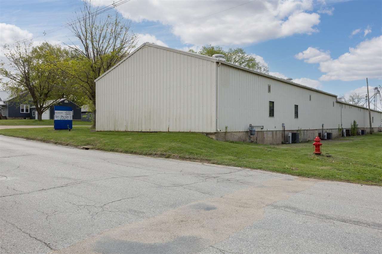 401 W 9th Street Tipton IA 52772