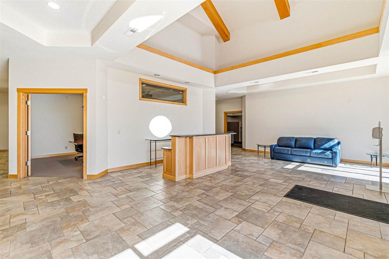 2425 Oakdale Boulevard Coralville IA 52241