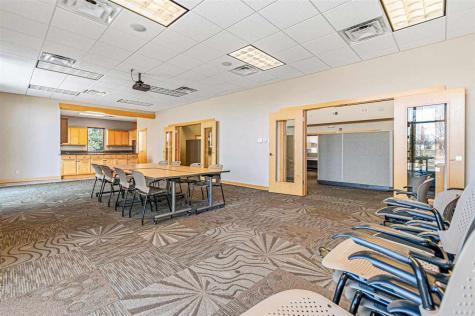 2425 Oakdale Boulevard Coralville IA 52241