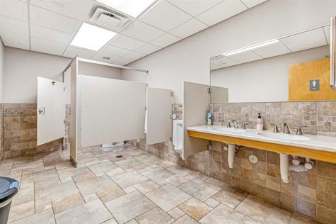 2425 Oakdale Boulevard Coralville IA 52241