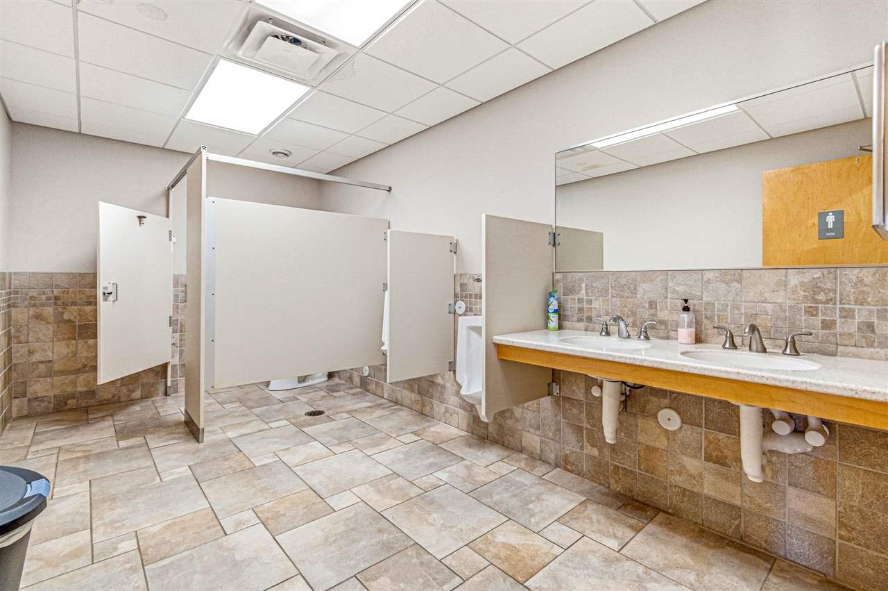 2425 Oakdale Boulevard Coralville IA 52241