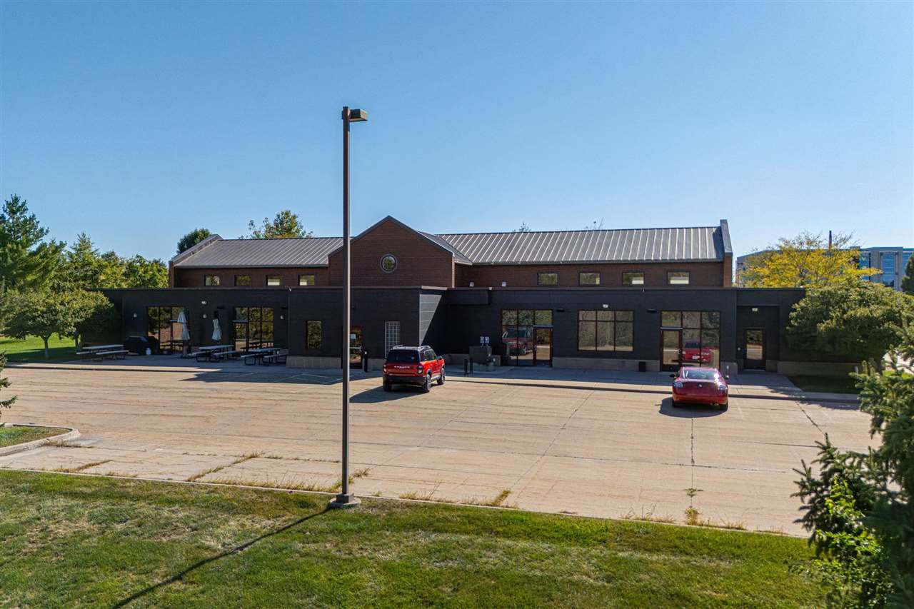 2425 Oakdale Boulevard Coralville IA 52241