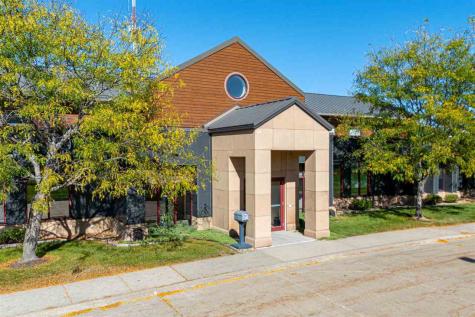 2425 Oakdale Boulevard Coralville IA 52241