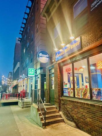 213 Iowa Avenue Iowa City IA 52240