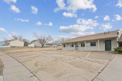 2460 10th Street Coralville IA 52241