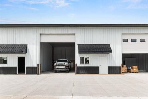 2451 Freedom Court Iowa City IA 52240