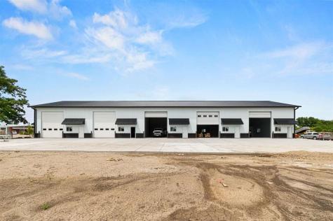 2451 Freedom Court Iowa City IA 52240