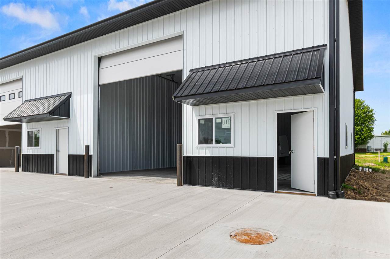 2451 Freedom Court Iowa City IA 52240