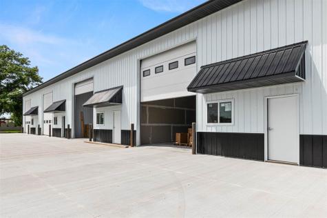 2451 Freedom Court Iowa City IA 52240