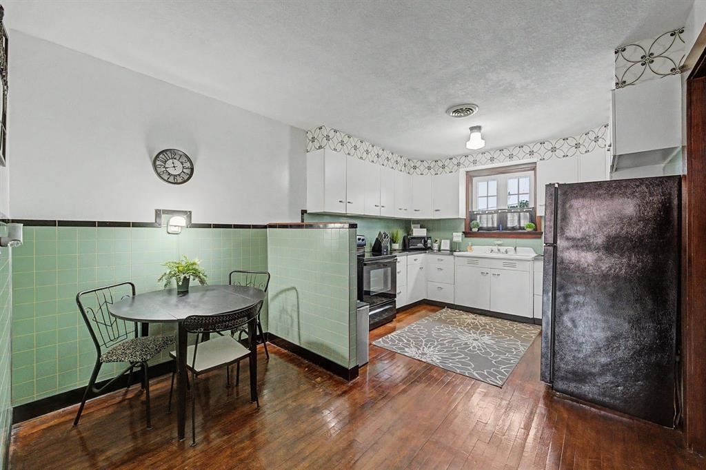806 12th Street Belle Plaine IA 52208