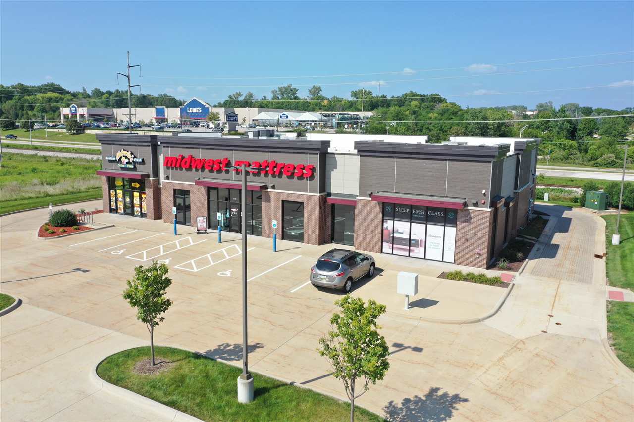 744-746 Coral Ridge Avenue Coralville IA 52241