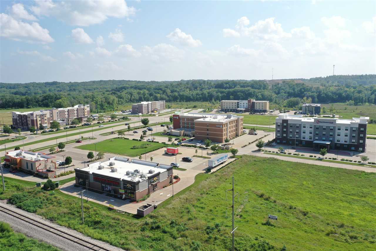 744-746 Coral Ridge Avenue Coralville IA 52241