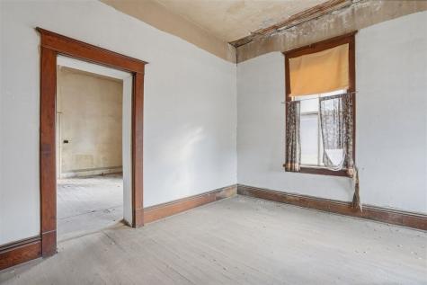 236 Main Street Columbus Junction IA 52738