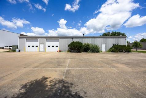 2224 Heinz Road Iowa City IA 52240